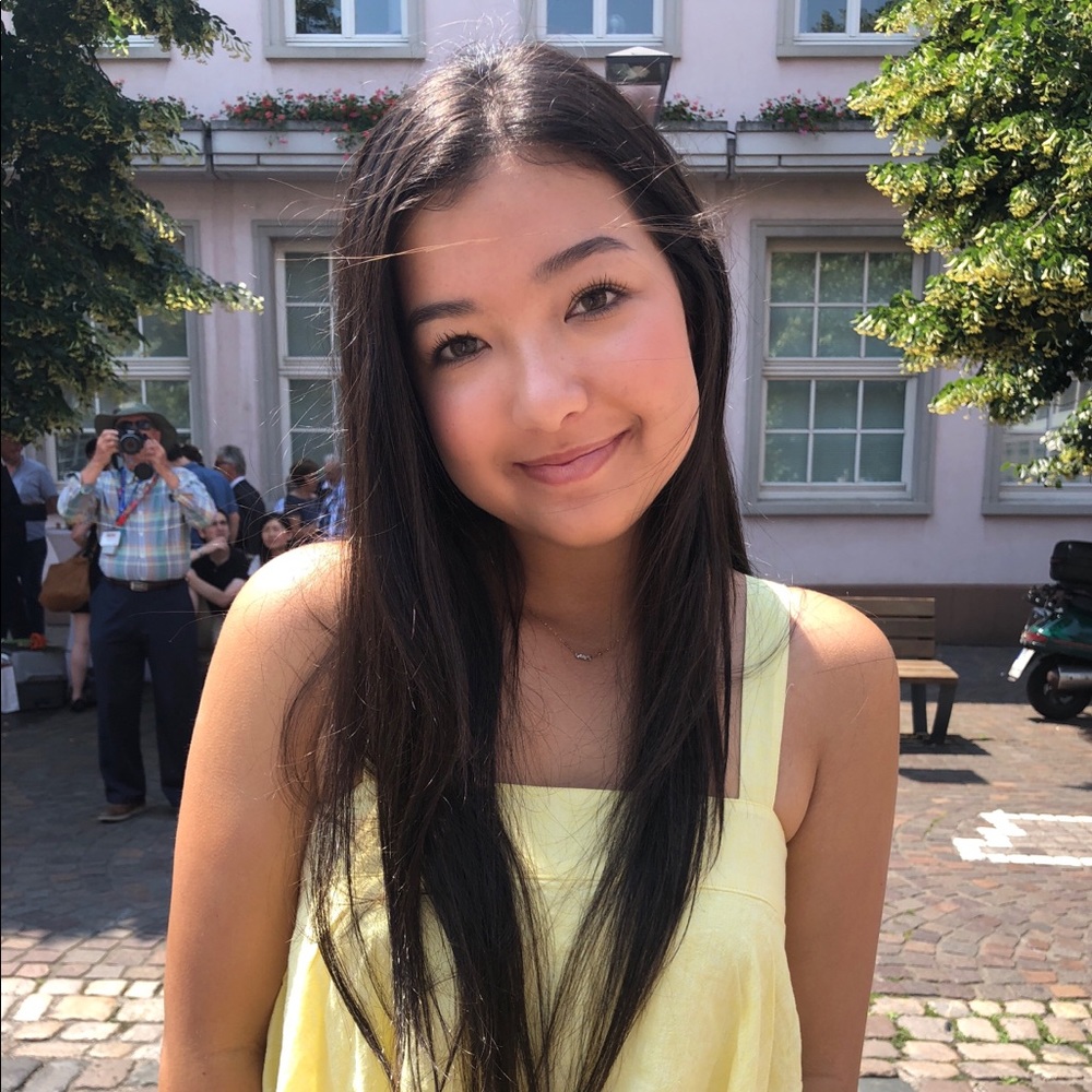 Meet your Posher, Miya